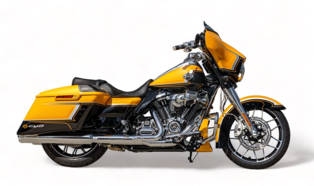 2022 Harley-Davidson CVO Street Glide FLHXSE