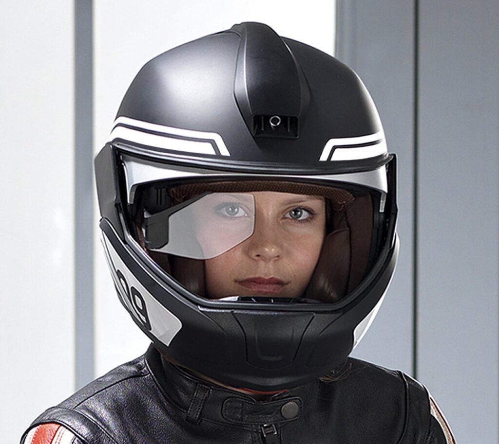 BMW Motorrad concept helmet with HUD - CES Jan 2016