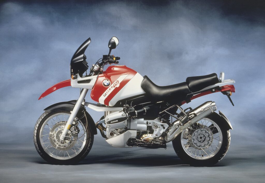 BMW R 1100 GS, 75 Jahre studio photo