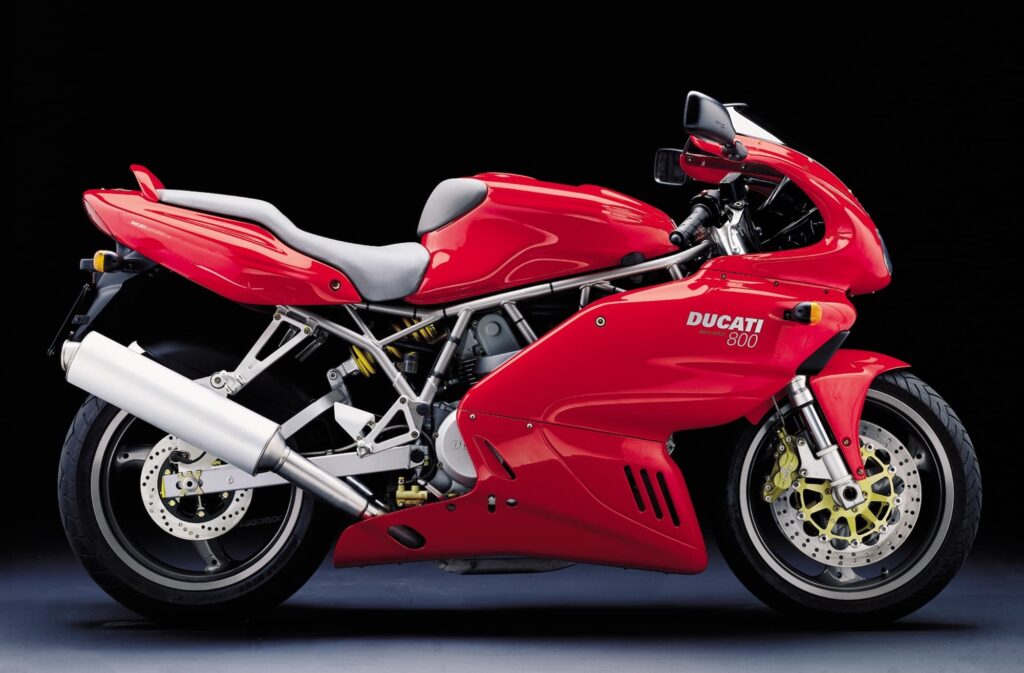 Ducati Supersport 800 Red RHS