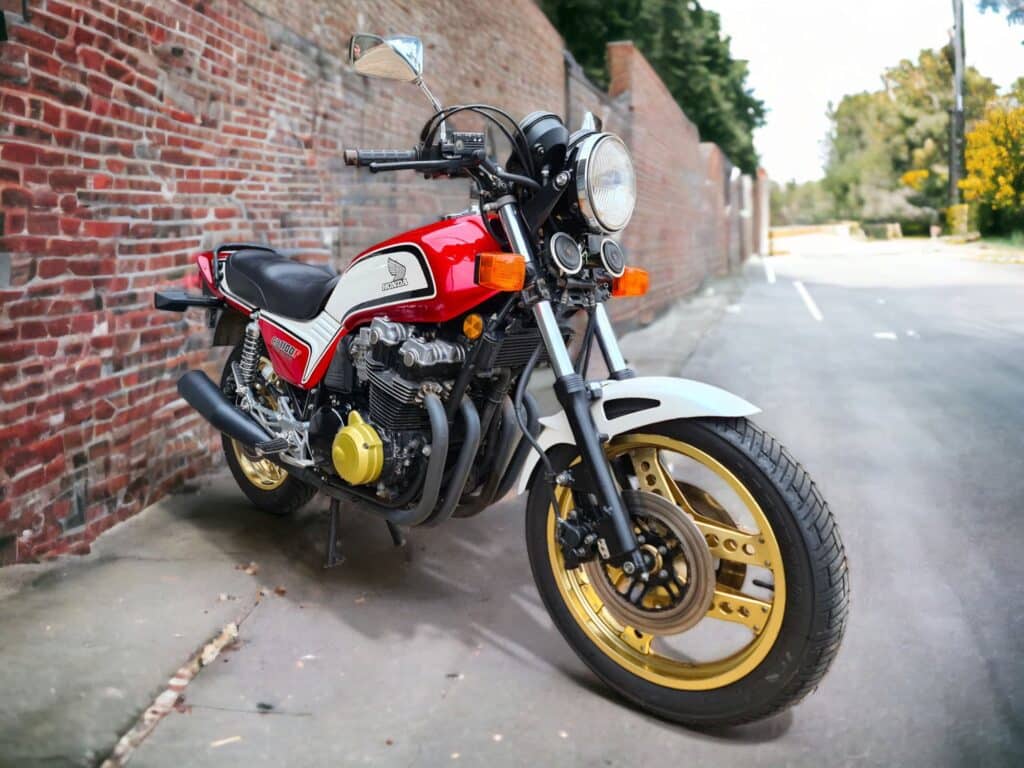 1983 Honda CB1100F Super Bol D'or RHS 3-4 static