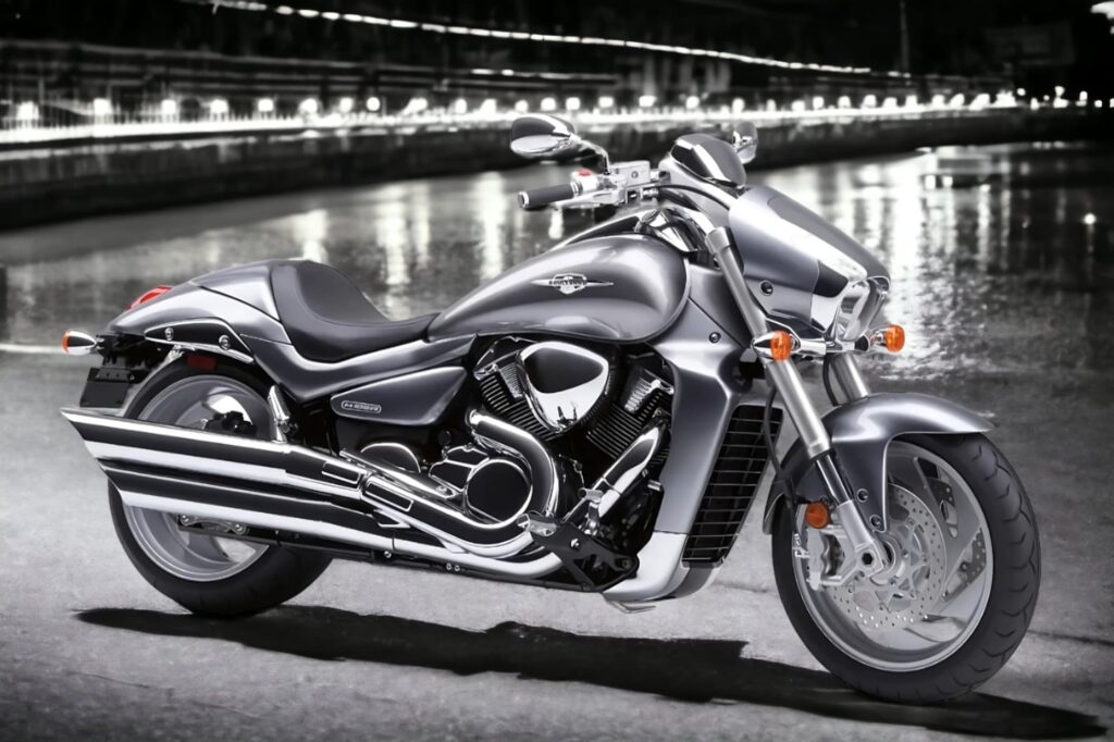 2008 Suzuki Boulevard M109R Gray Studio RHS 3-4