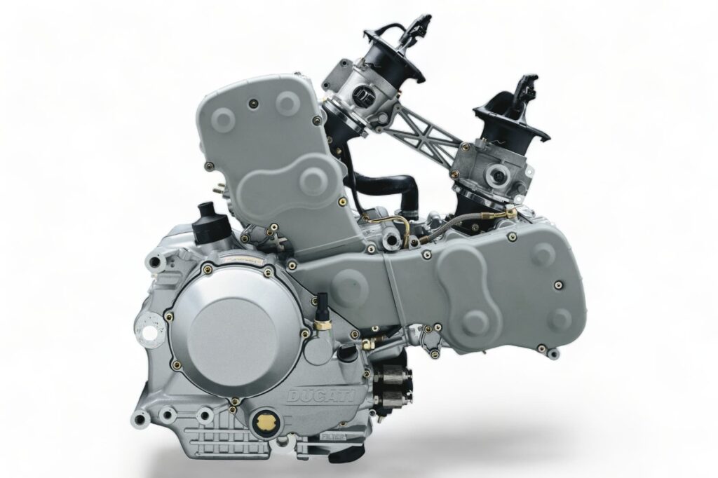 Ducati 999 Testastretta engine