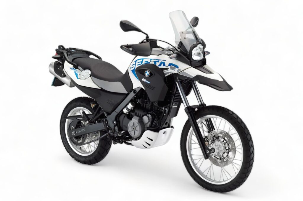 BMW G 650 GS Sertão RHS 3-4