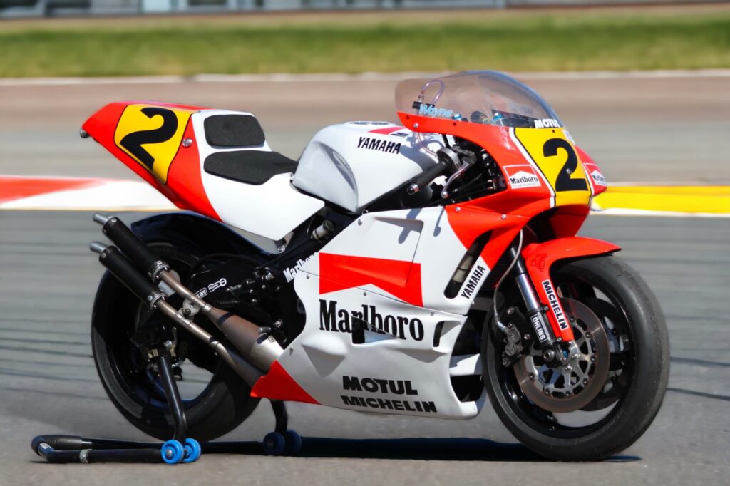 Yamaha YZR500 Wayne Rainey Replica