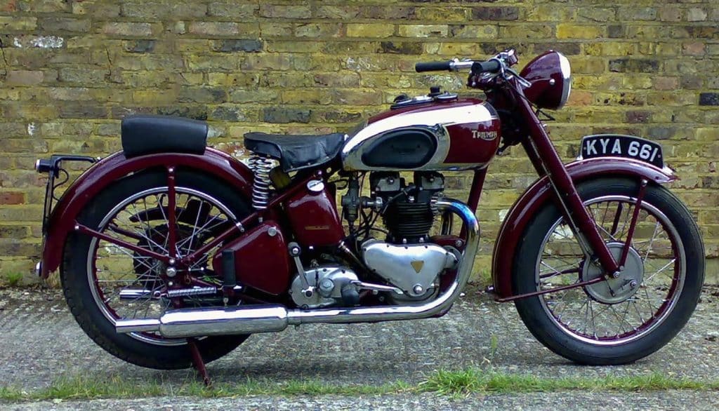 Old Triumph vs Hinckley / John Bloor Triumph 3 1938 Triumph Speed Twin