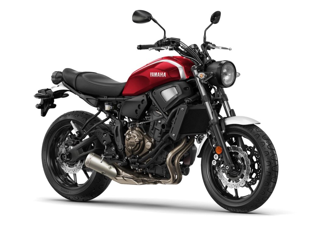 Yamaha MT-07 / FZ-07 and XSR700 Buyer’s Guide (2014–2026) 15 2016 Yamaha XSR700 Studio Red 1
