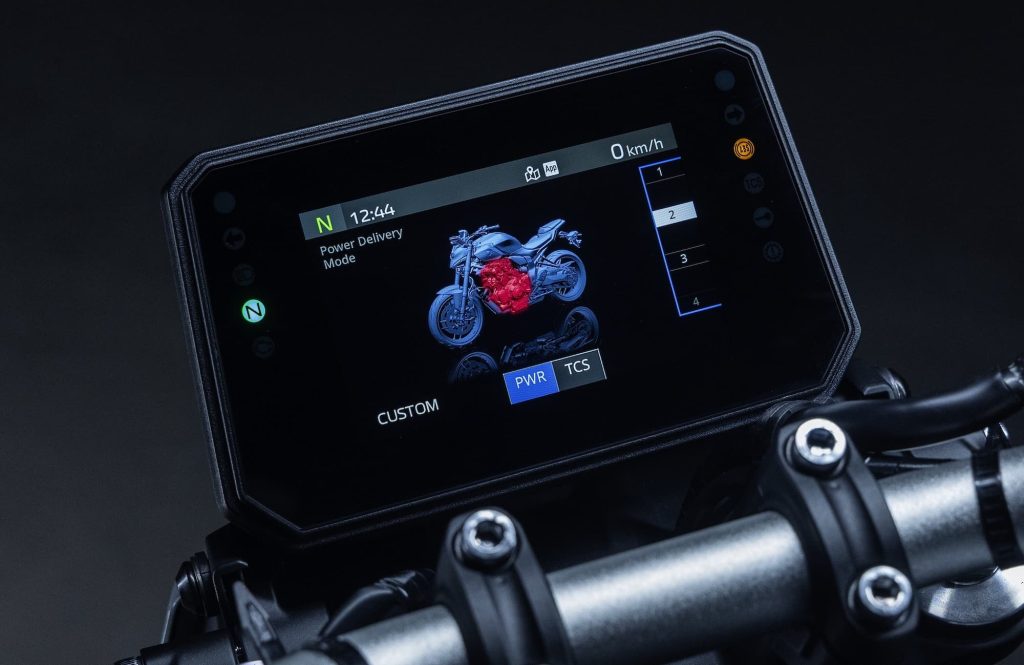 Yamaha MT-07 / FZ-07 and XSR700 Buyer’s Guide (2014–2026) 11 2025 Yamaha MT-07 TFT display