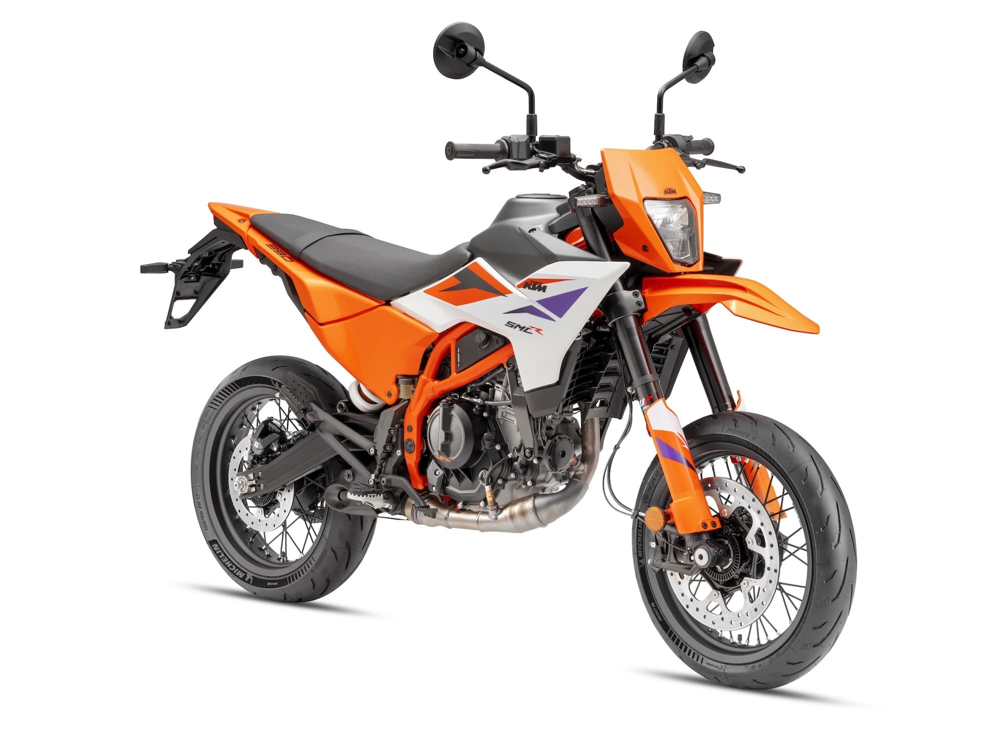 Suzuki DR-Z4S and DR-Z4SM Buyer’s Guide — Somewhat Modern, Still a DR-Z 17 2025 KTM 390 SMC R right-front three-quarter studio view