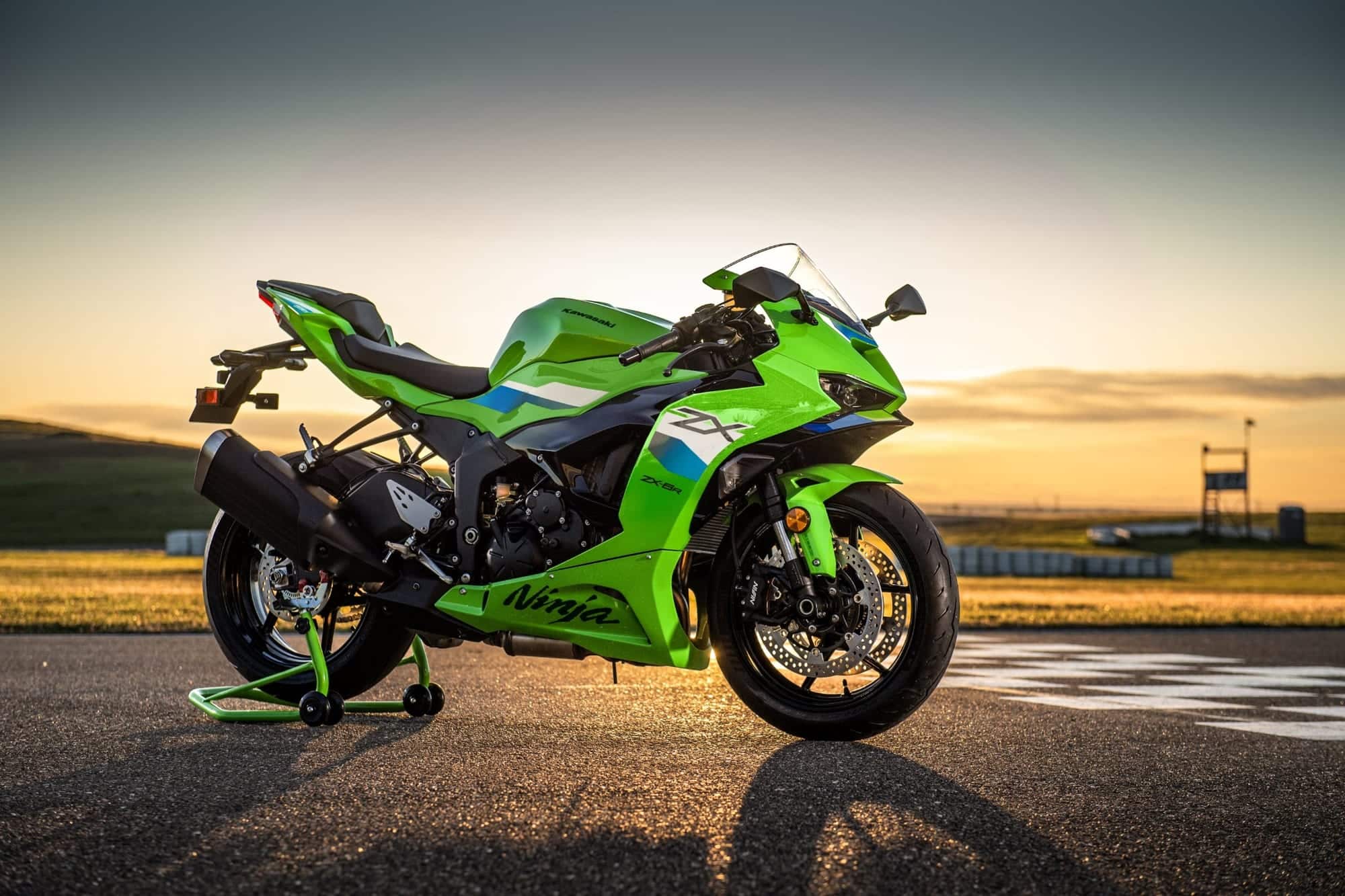 Kawasaki Ninja ZX-6R (600 / 636) — A Complete History