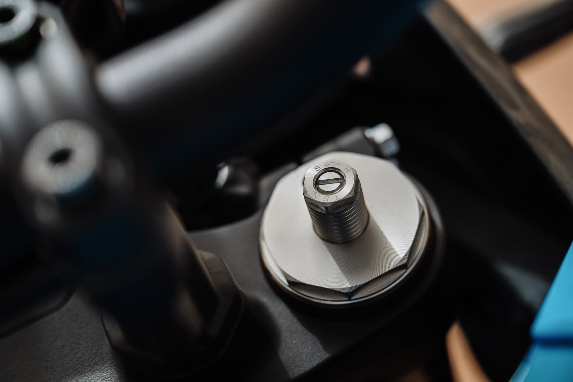 Yamaha Ténéré 700 Model Variants / Buyer’s Guide 2019-2026 19 2026 Yamaha Ténéré 700 Rally fork preload adjuster