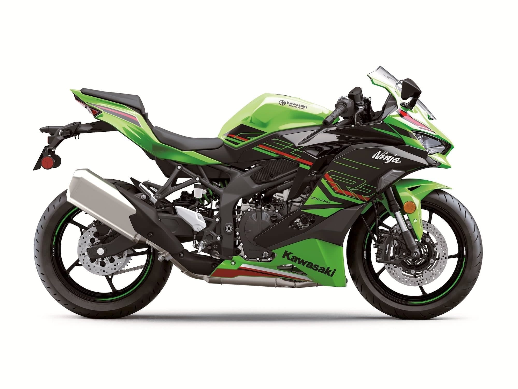 Kawasaki Ninja ZX-4R / ZX-4RR Review — The Return of the Heyday of Small Fours 6 Kawasaki Ninja ZX-4RR right-side studio profile