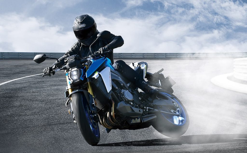 Godzilla Reborn: The Suzuki GSX-S1000 Series 10 2022 Suzuki GSX-S1000 burnout