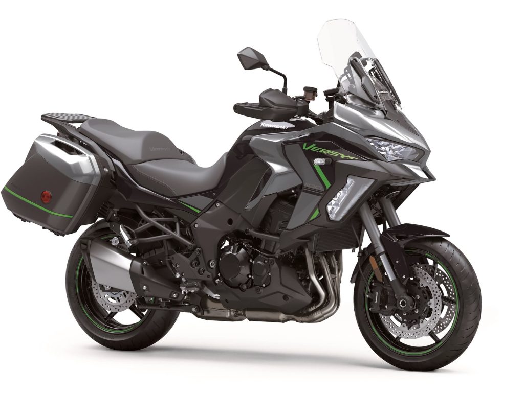 Godzilla Everyday: The Suzuki GSX-S1000 Series 31 2025 Kawasaki Versys 1100 Studio RHS 3-4