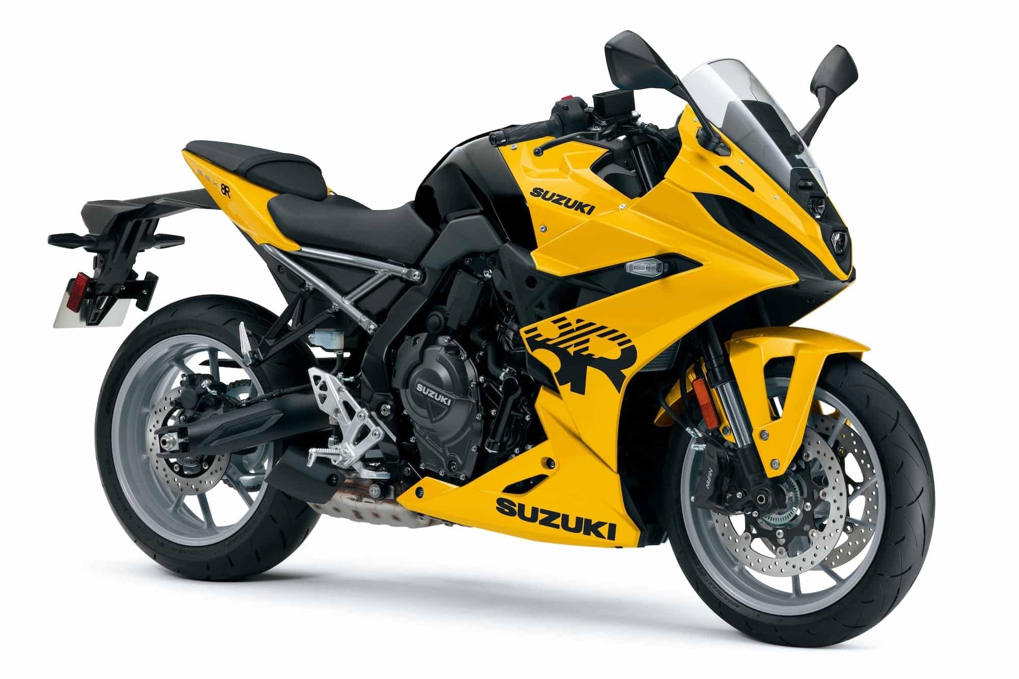 Suzuki GSX-8S, GSX-8R, GSX-8T and GSX-8TT Buyer’s Guide 6 Yellow Suzuki GSX-8R, right-front three-quarter studio view