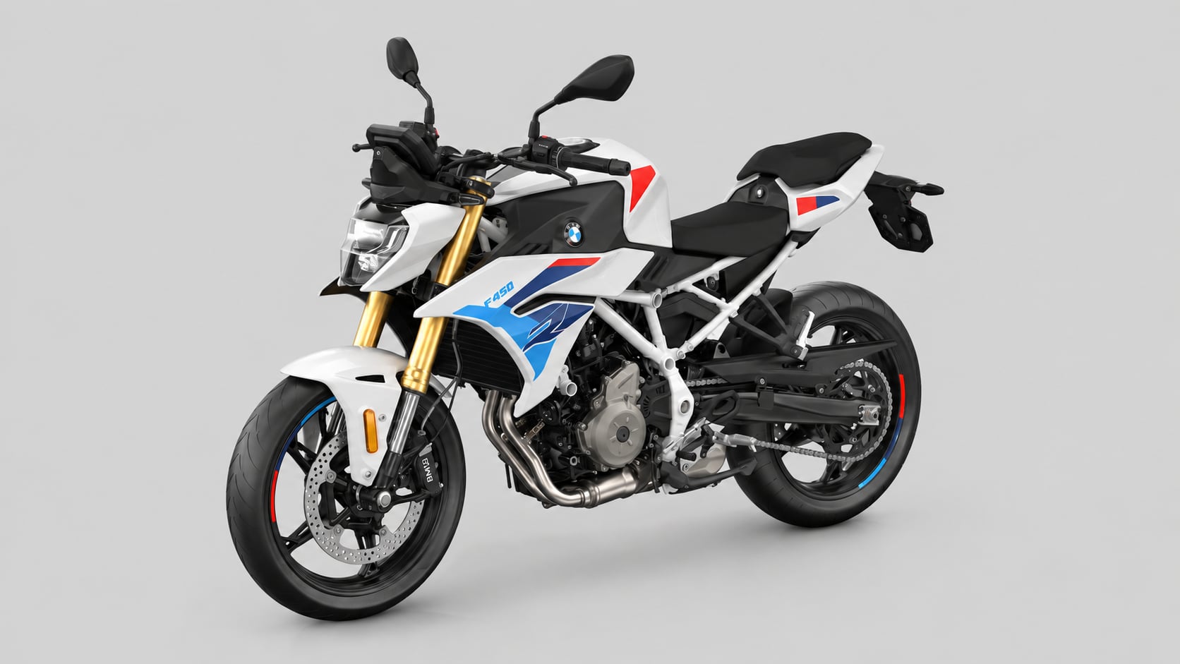 BMW F 450 R vs G 310 R: What changed? 1 BMW F 450 R M Sport in a front three-quarter view on a neutral grey background