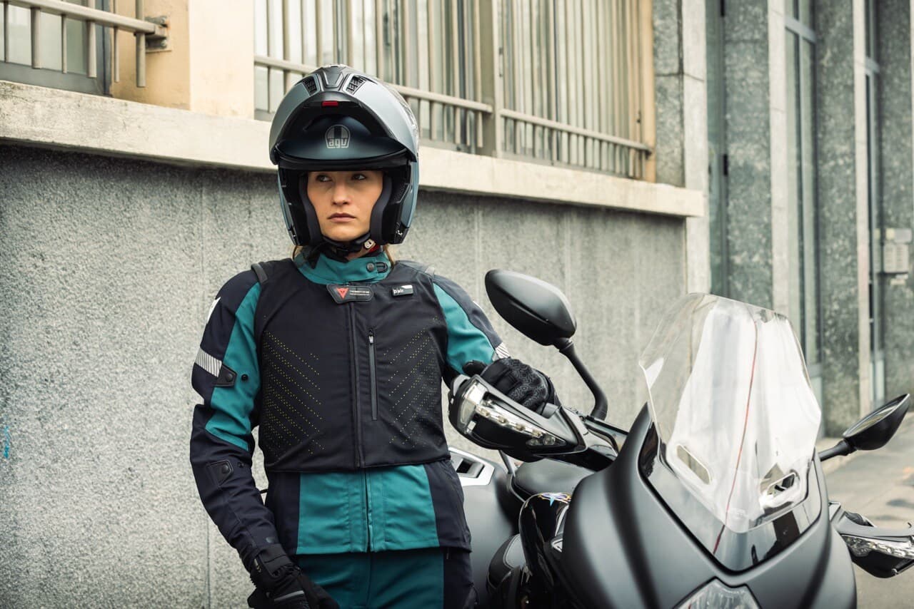 Motorcycle Airbag Vests Explained and Compared 1 Rider wearing a Dainese Smart Air motorcycle airbag vest